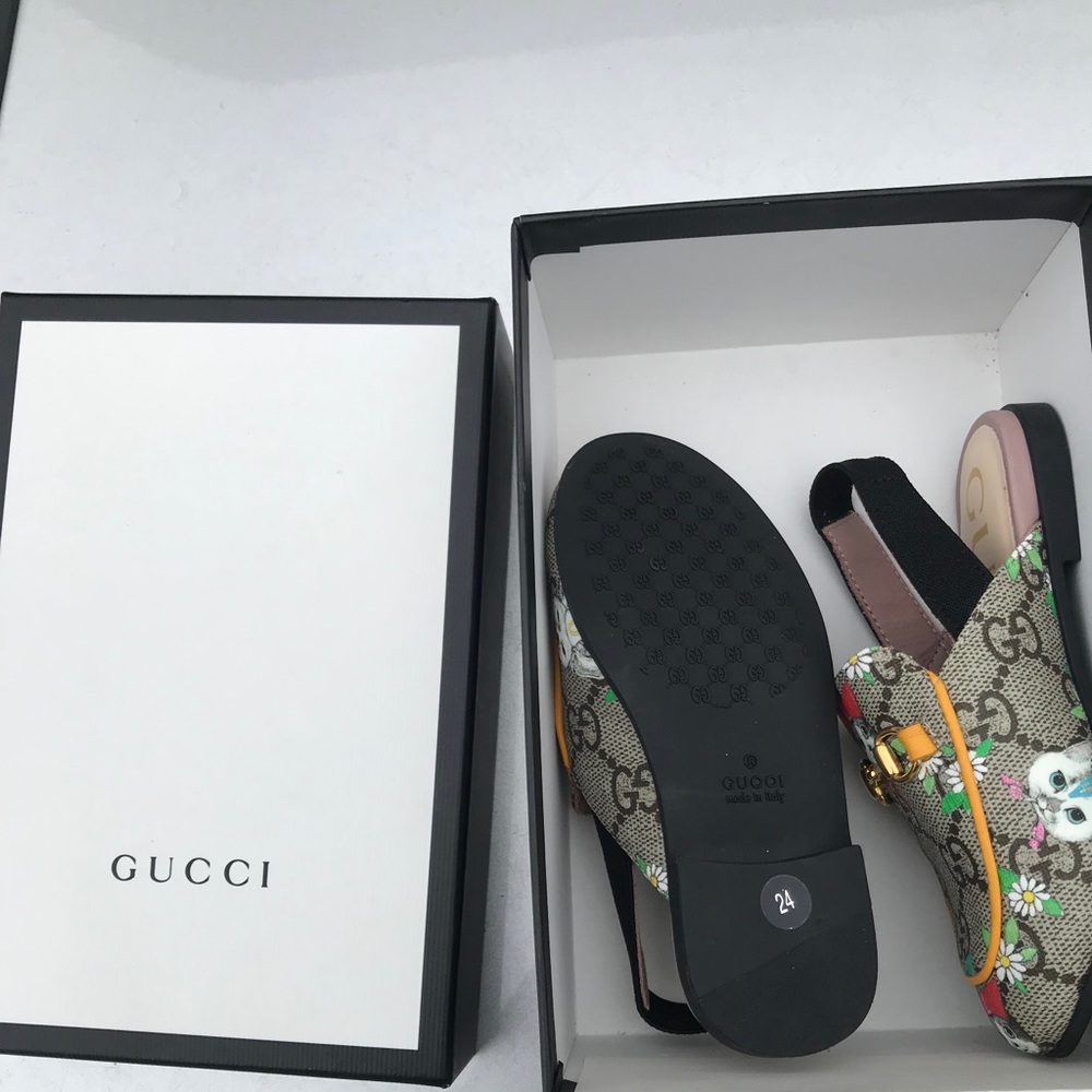 Kids Gucci slides